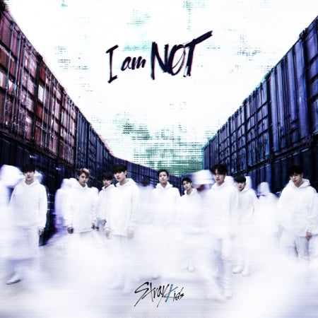 Stray Kids – I am NOT (1st Mini Album) – Photobook Ver. (I AM / NOT)